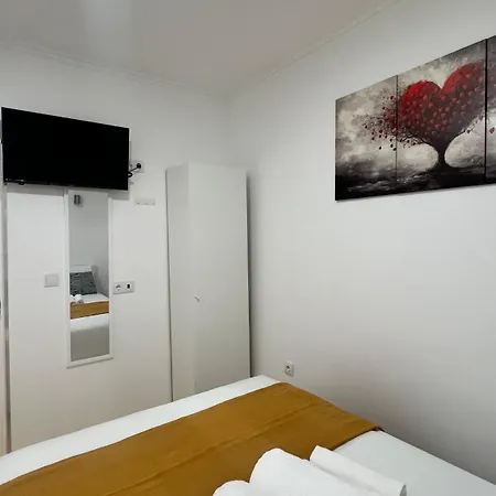 Homestay -luciano Cordeiro 3 Andar *